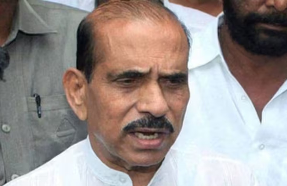 Photo of महाराष्ट्र के पूर्व मुख्यमंत्री और लोकसभा के पूर्व स्पीकर मनोहर जोशी का निधन