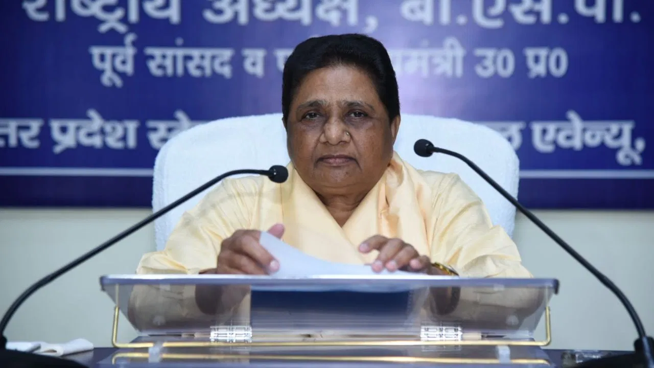 Photo of कांग्रेस-सपा या AIMIM के साथ गठबंधन की अटकलों पर मायावती का बड़ा एलान