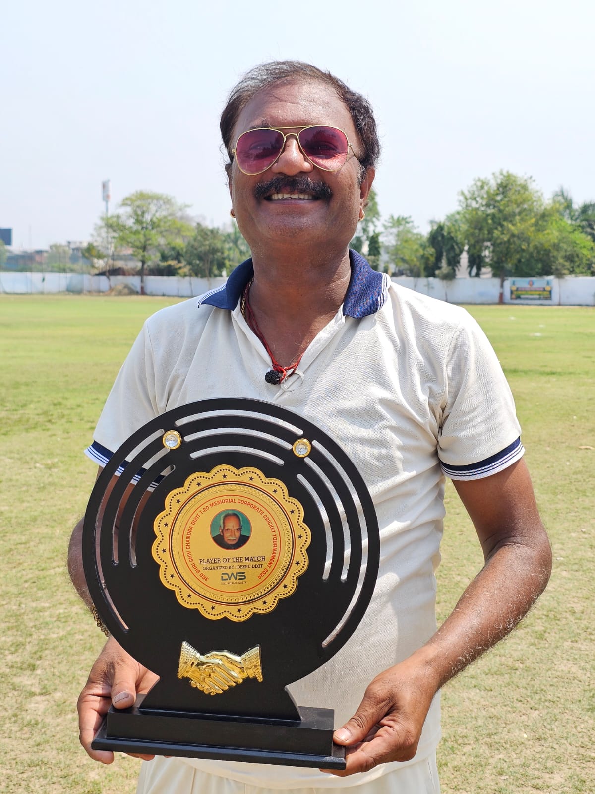 Photo of विंटेज वारियर्स की जीत में रूपेश के चार विकेट