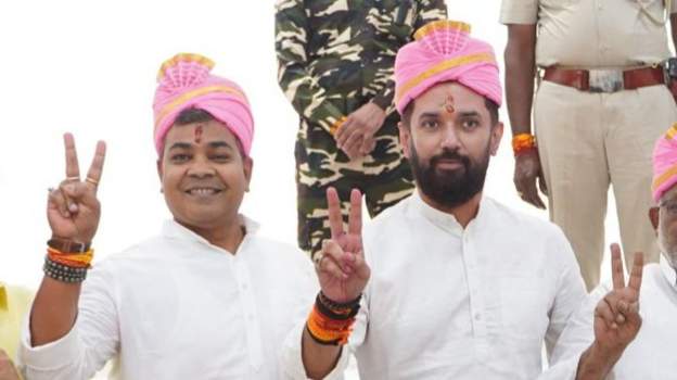 Photo of चिराग पासवान नहीं लड़ेंगे जमुई से चुनाव, ये होंगे उम्मीदवार