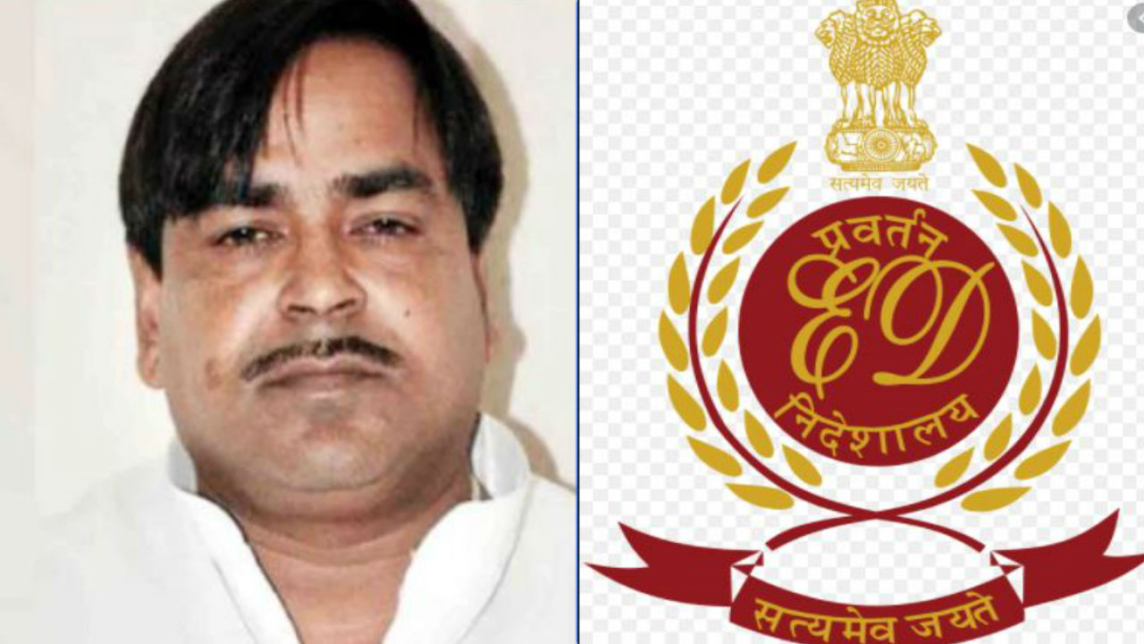 Photo of पूर्व कैबिनेट मंत्री गायत्री प्रजापति के घर छापा, महिला मित्र गुड्‌डा देवी…