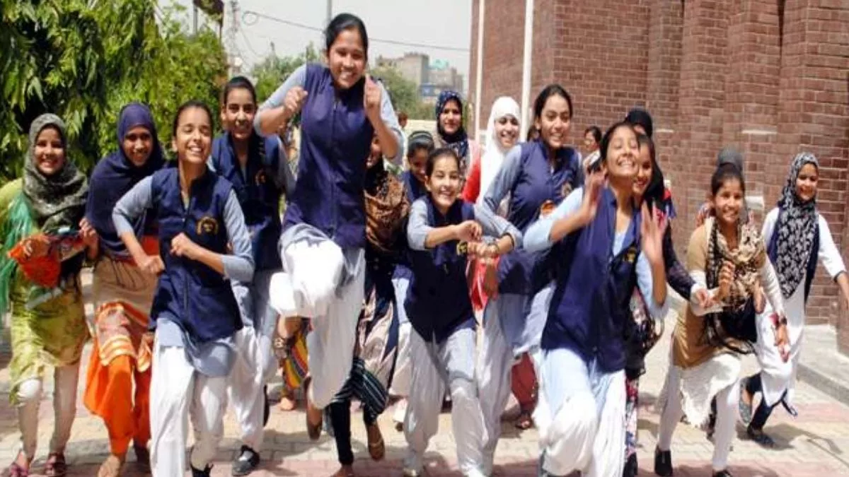 Photo of दोपहर दो बजे जारी होगा यूपी बोर्ड का रिजल्ट, तो BJP MLA ने किया बड़ा ऐलान