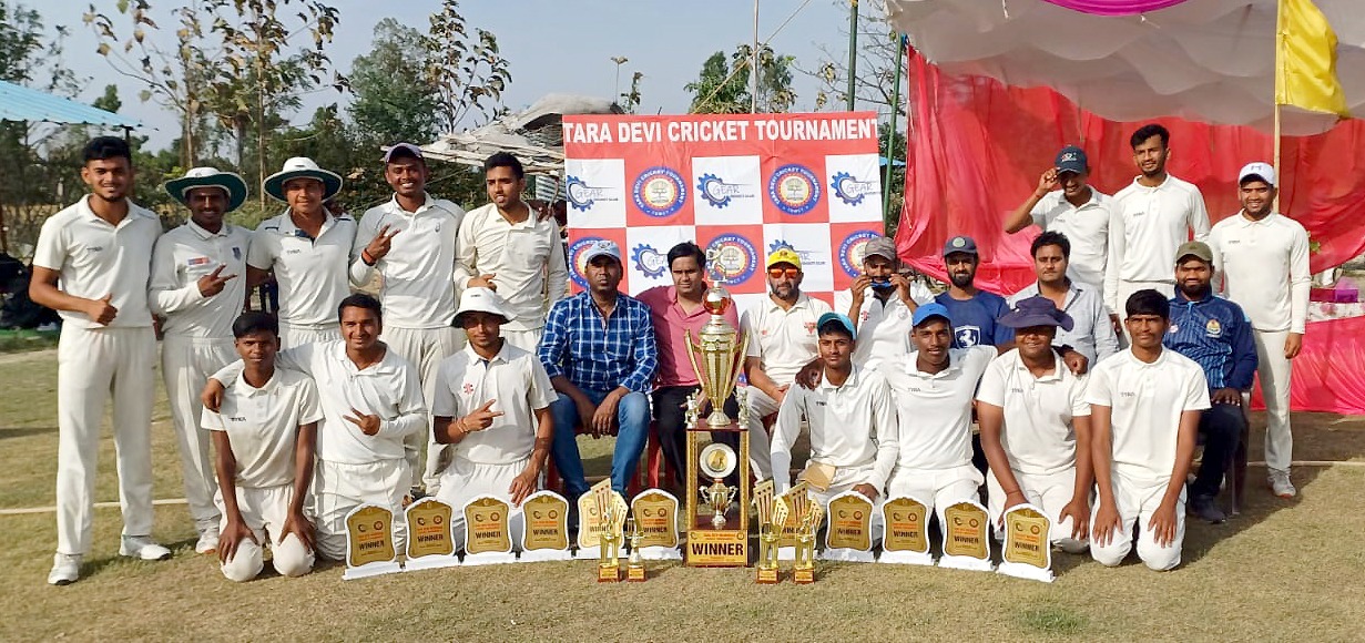 Photo of सीएसडी सहारा क्रिकेट अकादमी बीकेटी ने जीती द्वितीय तारा देवी मेमोरियल क्रिकेट टूर्नामेंट की ट्रॉफी