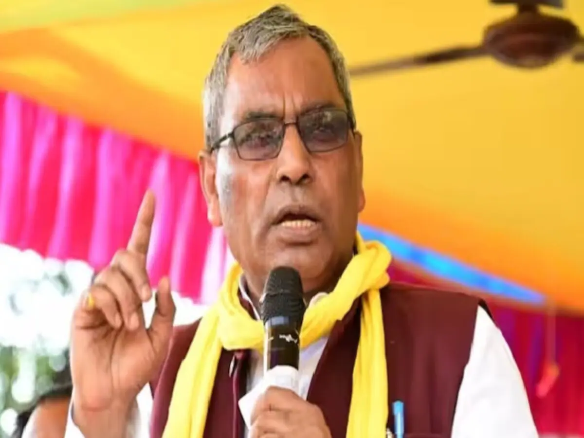 Photo of सपा का दावा चुनाव बाद हटा दिए जाएंगे ओपी राजभर, बीजेपी नेता ने दिया जवाब