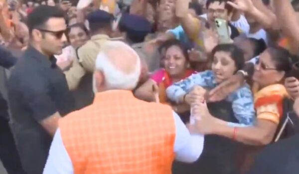 Photo of जब PM मोदी ने SPG कमांडो को लगाई फटकार, देखें-Video