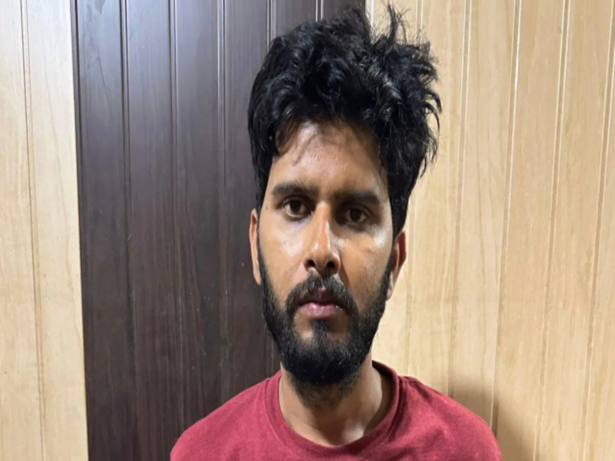 Photo of UP में RO/ARO पेपर लीक के मास्टरमाइंड राजीव नयन मिश्रा को मिली जमानत