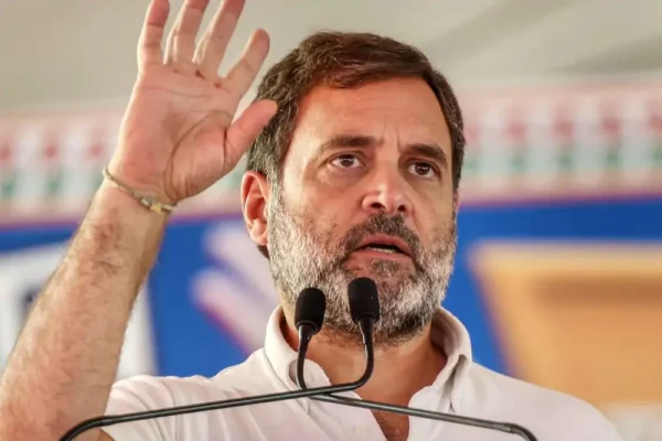 Photo of राहुल गांधी का चुनाव आयोग पर वार-वोट चोरी संविधान के साथ धोखा
