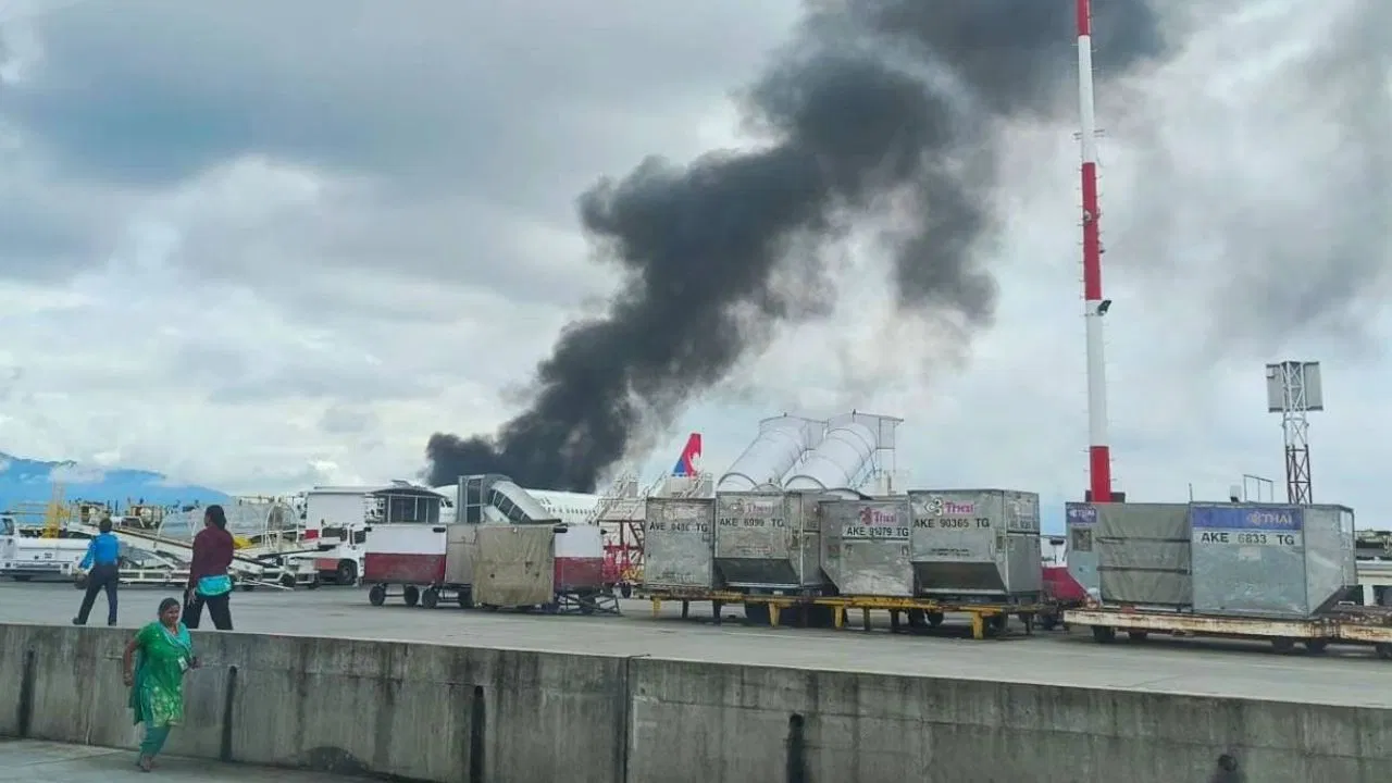 Photo of नेपाल के काठमांडू में बड़ा विमान हादसा, सौर्य एयरलाइंस क्रैश