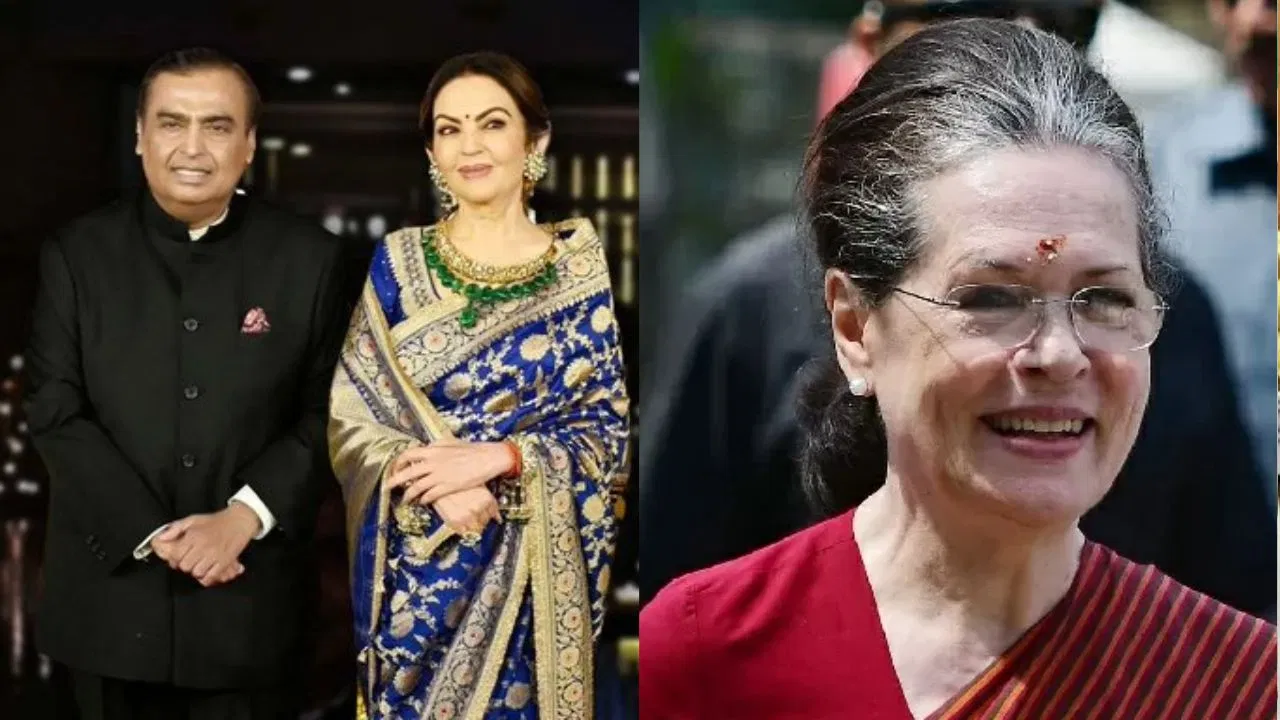 Photo of सोनिया गांधी के घर पहुंचे मुकेश अंबानी, बेटे अनंत की शादी का दिया न्योता