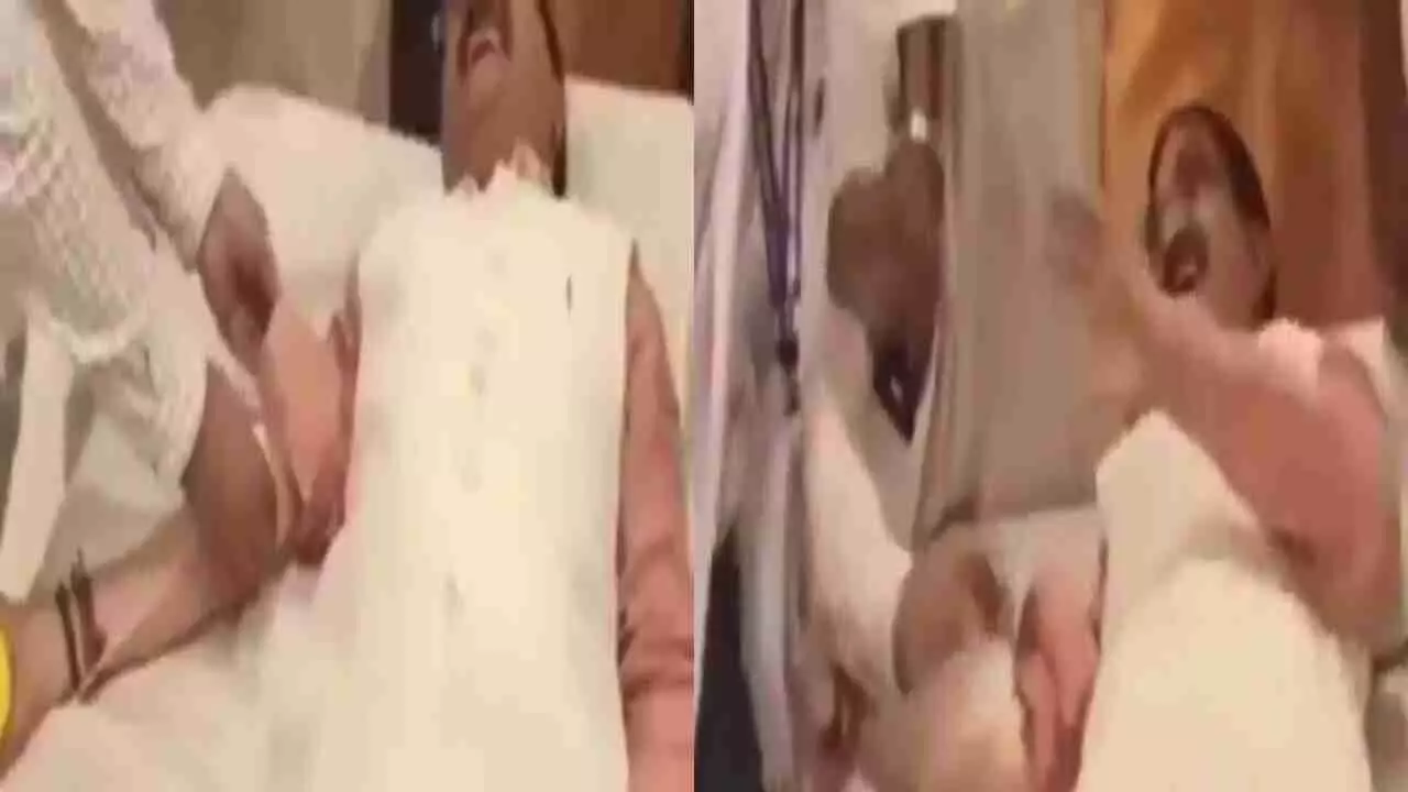 Photo of मुरादाबाद मेयर ने पीएम नरेंद्र मोदी को दिया धोखा, वीडियो हुआ वायरल