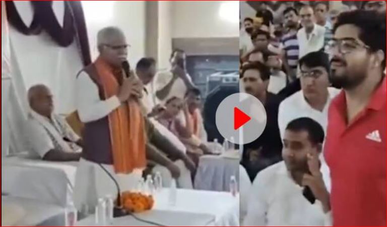 Photo of Video: खट्टर हो गए आग बबूला और कहने लगे ले जाओ पकड़कर इसे बाहर…