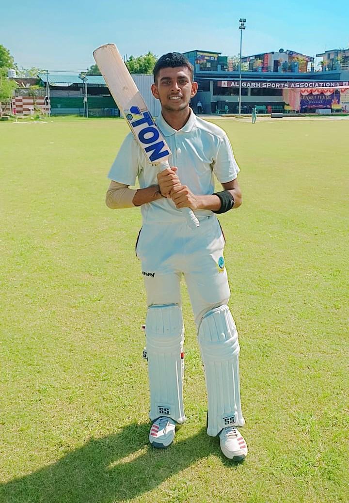 Photo of क्रिकेट एसोसिएशन लखनऊ खिताब से एक कदम दूर