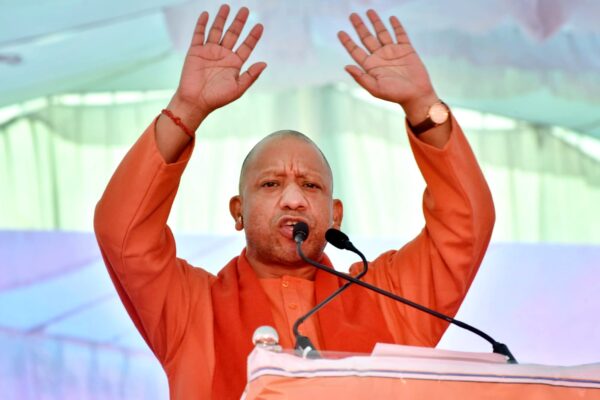 Photo of महाराष्ट्र में गरजे योगी बोले-जिन्हें बजरंग बली पसंद नहीं, जो पसंद है, वहीं जाएं