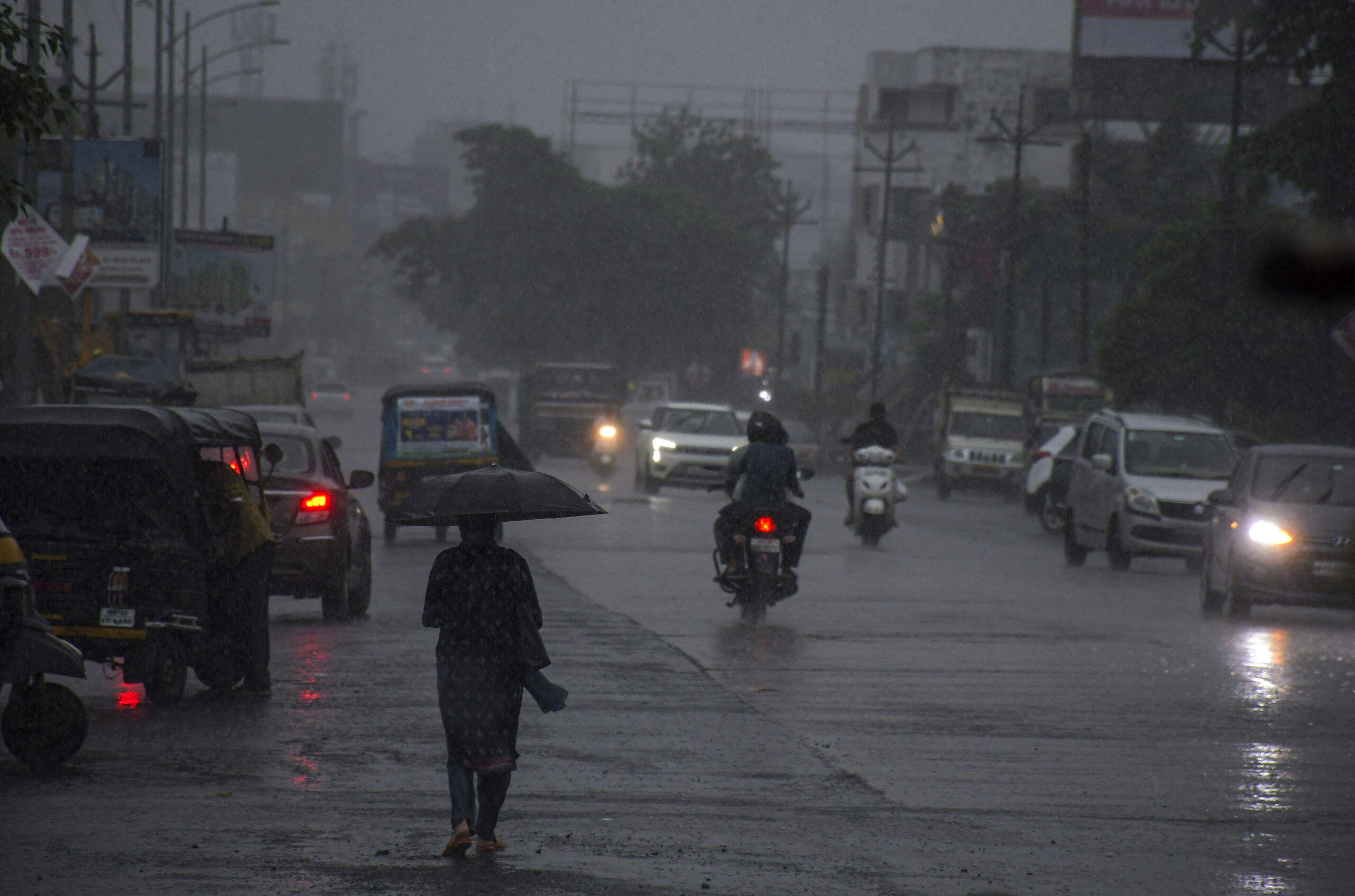 Photo of ठंड के बीच IMD ने दी 3 राज्यों में बारिश की चेतावनी, जानें कहा