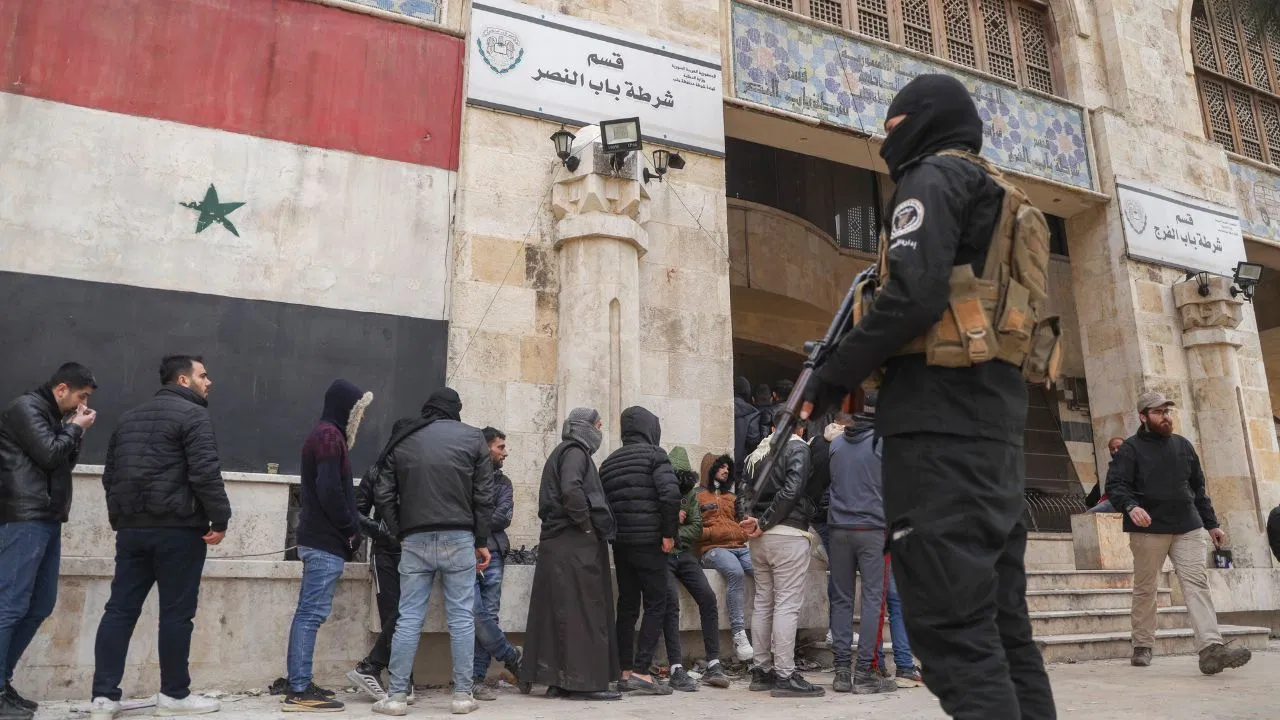 Photo of सीरिया में तख्तापलट के बीच, जानें क्या है भारतीय नागरिकों का हाल