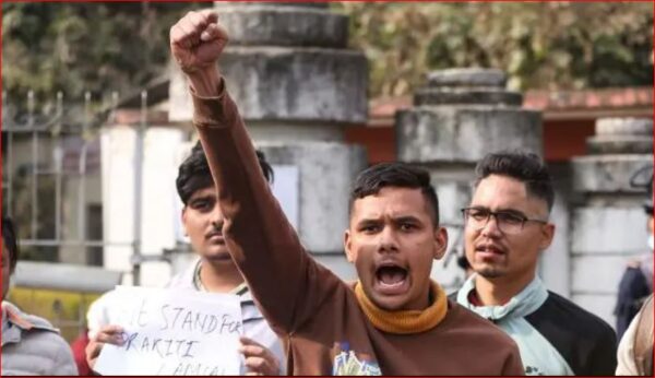 Photo of ओडीशा में नेपाली छात्रा की मौत : भारत नेपाल संबंधों में खटास का एक और कारण न बन जाय