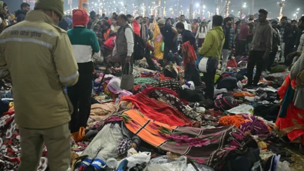Photo of बड़ा सवाल-महाकुंभ में ‘हजारों मौतें हुईं’ या सिर्फ 30?