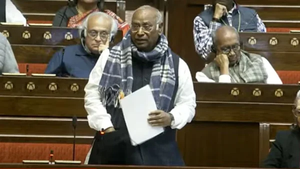 Photo of वीडियो : खरगे कुछ इस तरह भड़के BJP सांसद पर..तेरे बाप का भी…चुप, चुप, चुप बैठ…