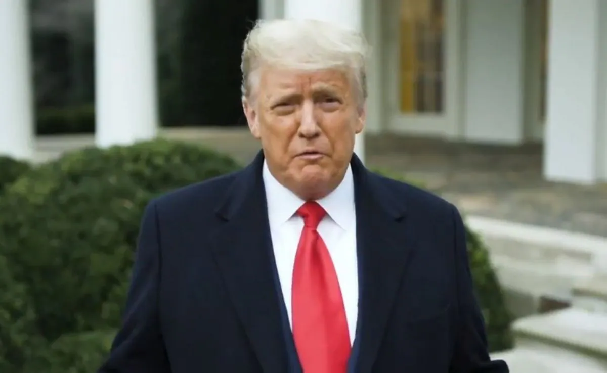 Photo of ट्रंप का नया फरमान: 30 दिनों के भीतर सेना से ट्रांसजेंडर सैनिकों को हटाने का आदेश