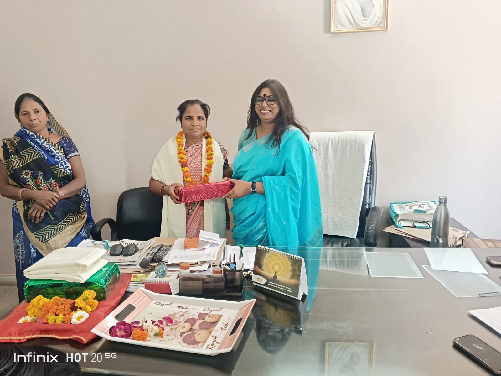 Photo of महिला दिवस : मुश्किल वक्त में संघर्ष की मिसाल बनी महिलाएं हुई सम्मानित