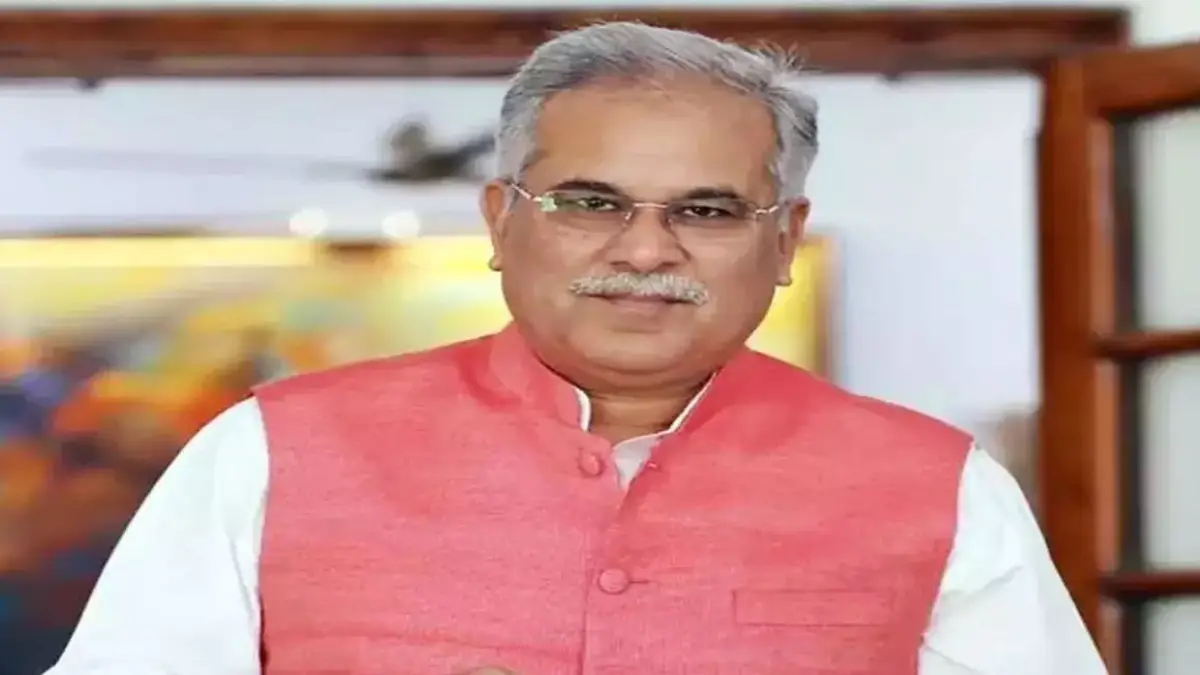 Photo of पूर्व सीएम भूपेश बघेल के घर ईडी की दबिश, 14 लोकेशन पर मारा छापा