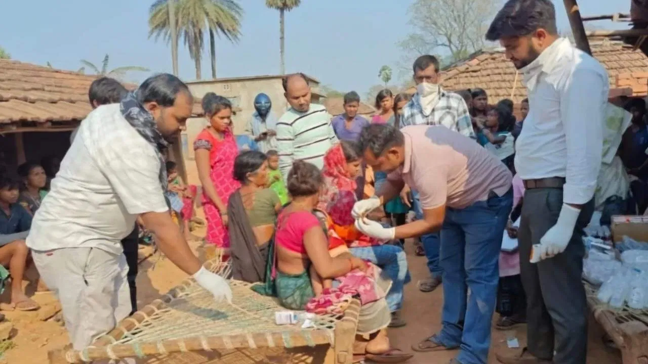 Photo of झारखंड के इस गांव में अचानक से बच्चों की हो रही मौत, ग्रामीणों को इस बात की आशंका