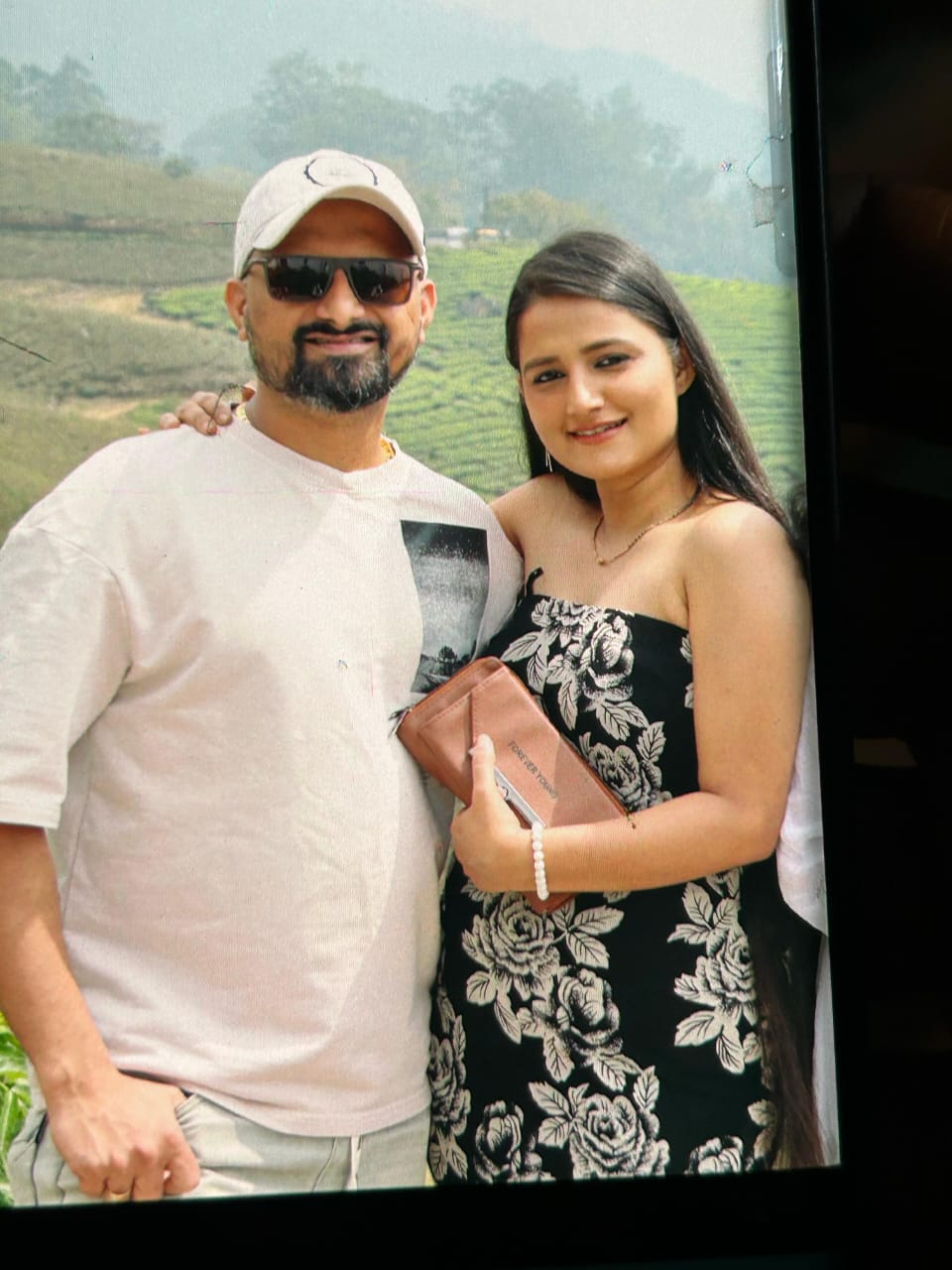 Photo of बेंगलुरु: राकेश ने पत्नी गौरी की हत्या कर सुटकेस में छिपाया शव, फिर…