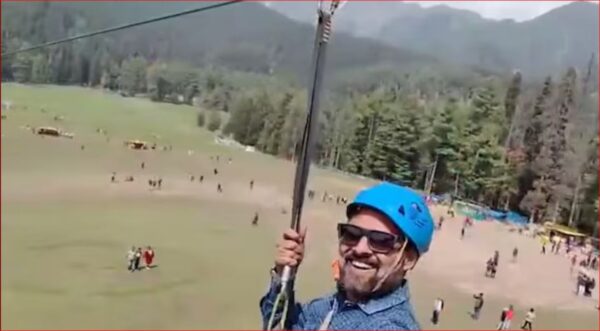 Photo of ‘मैं ऊपर जिपलाइन पर था, नीचे गोलियां बरसा रहे थे आतंकी…’,देखें-कयामत का VIDEO