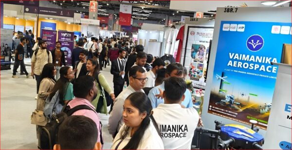 Photo of भारत मंडपम स्टार्टअप महाकुंभ : वैमानिका एयरोस्पेस के एग्रीकल्चर ड्रोन ने बटोरीं सुर्खियाँ