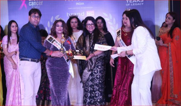 Photo of डॉ कविता राउत बनीं मिसेज ग्लोबल बिहार-2025