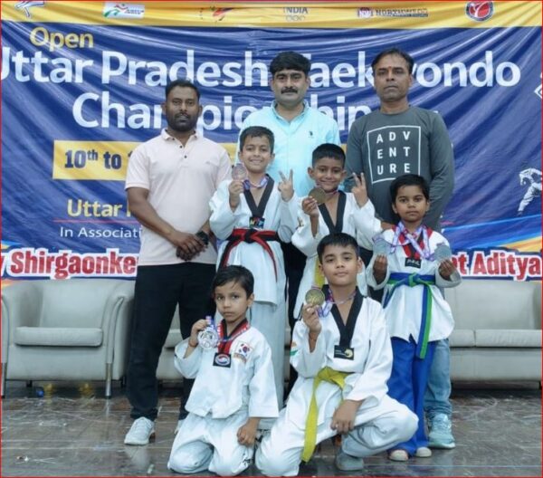 Photo of एलपीएस आनंद शाखा के खिलाड़ियों ने उत्तर प्रदेश ताइक्वांडो चैंपियनशिप में जीते 2 स्वर्ण सहित 6 पदक