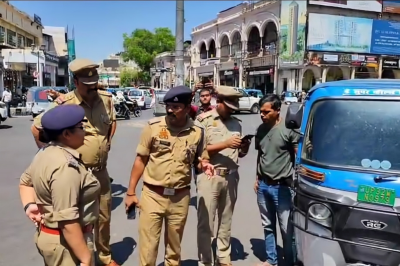 Photo of UP : अनधिकृत ई रिक्शा व ऑटो के खिलाफ अभियान का आगाज