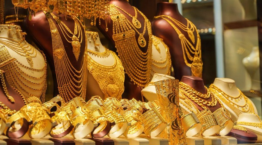 Photo of आज सोने की कीमतों ने तोड़ा रिकॉर्ड, चांदी भी हुई महंगी, जानें ताज़ा रेट