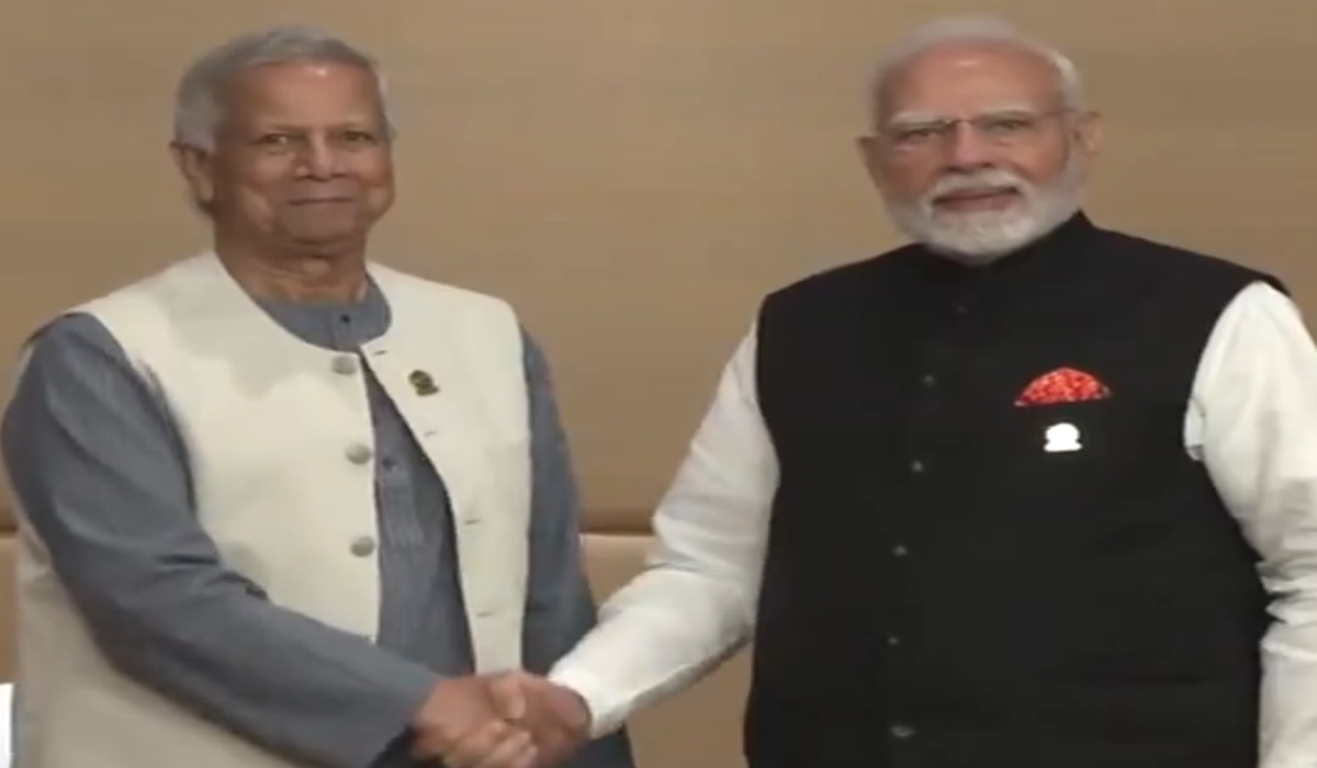 Photo of पहली बार पीएम मोदी से मिले यूनुस, जानें बैठक में क्या-क्या हुआ