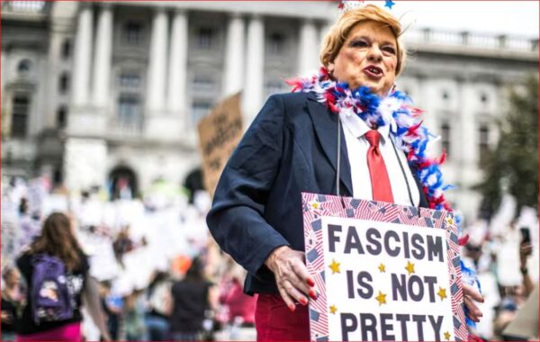 Photo of ‘No King in US’: ट्रंप के खिलाफ भड़का गुस्सा, हिटलर से हुई तुलना