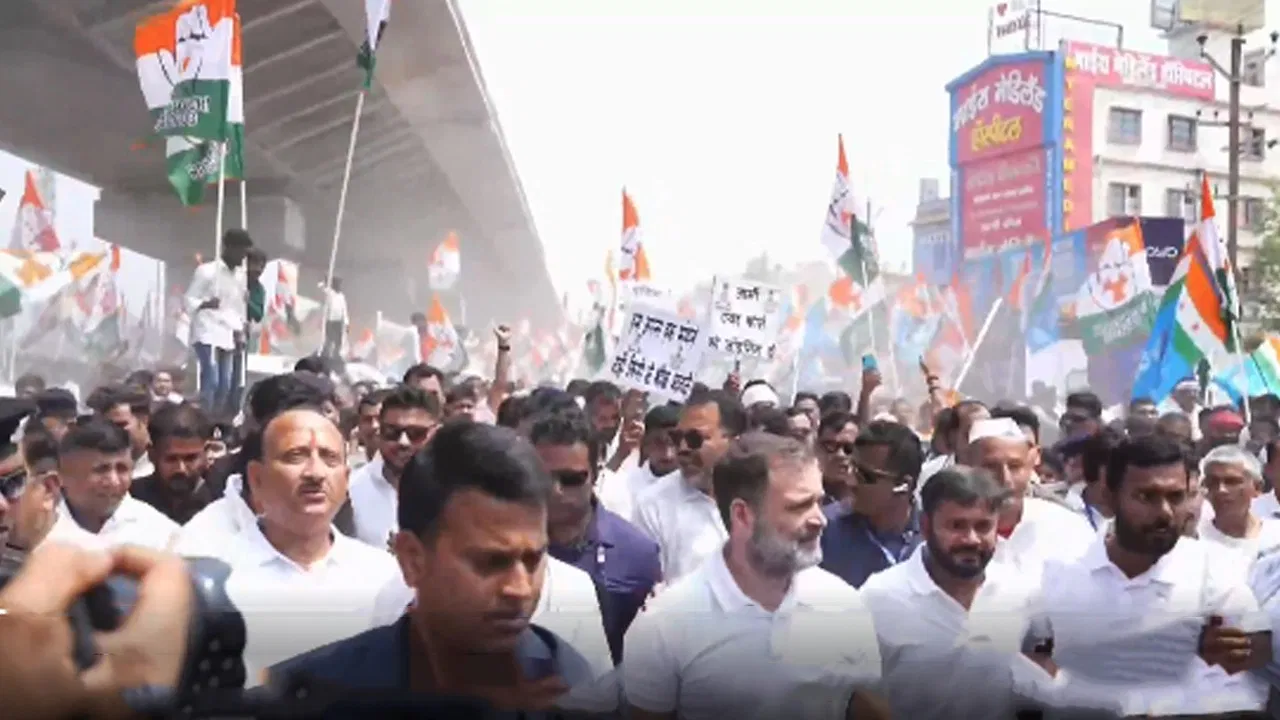 Photo of राहुल गांधी का बिहार में आह्वान: पलायन रोको, नौकरी दो