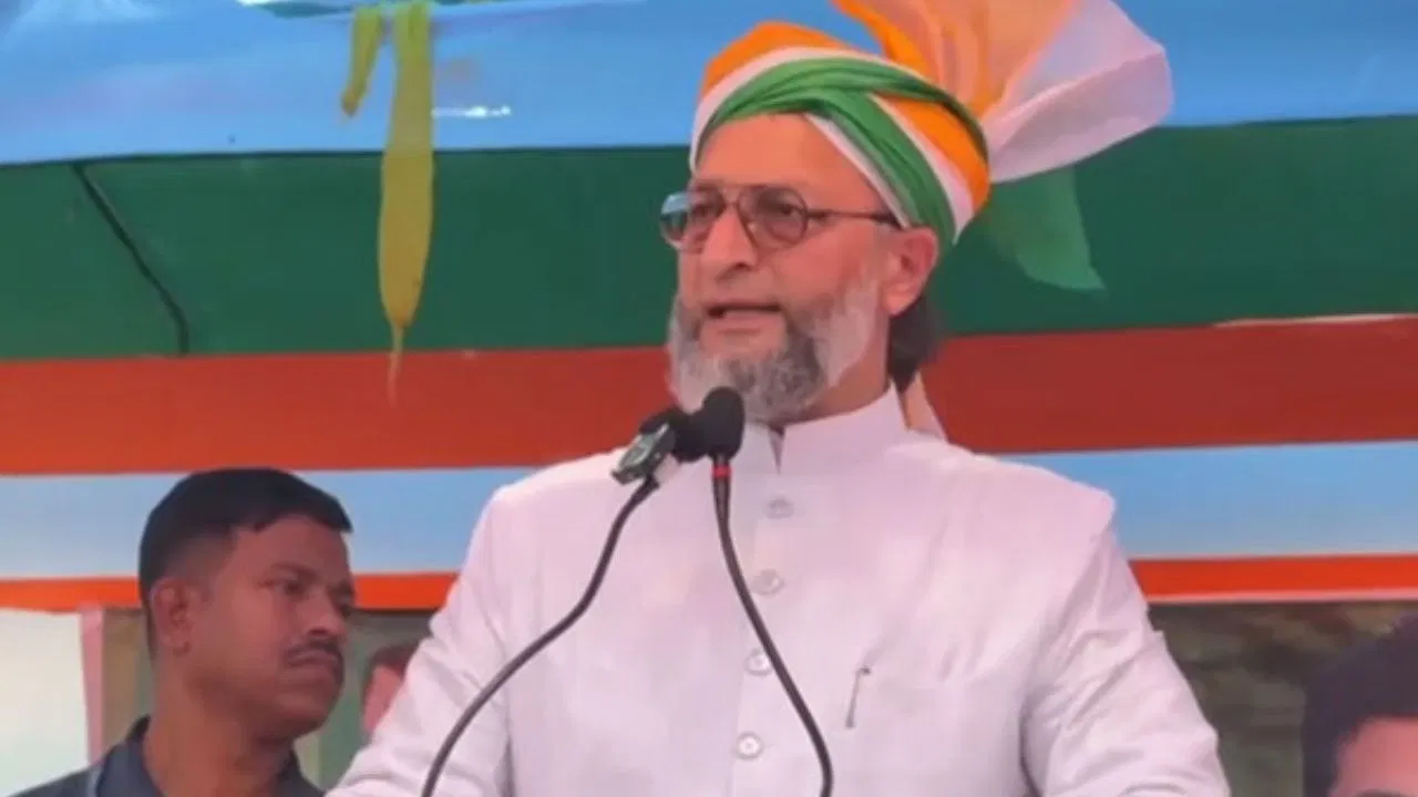 Photo of ओवैसी ने पाकिस्तान को दी खुली चुनौती – पूछा, “क्या एयरबेस पर चीनी विमान से….