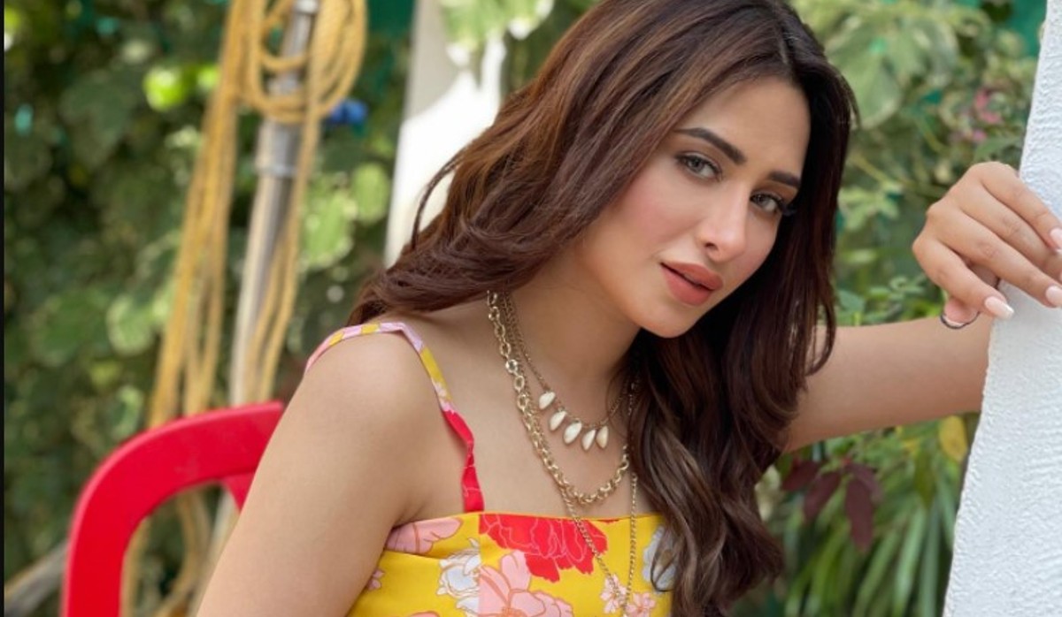 Photo of “TV की ग्लैम एक्ट्रेस बनीं भोले की भक्त – जानिए कैसे बदली दुनिया!”