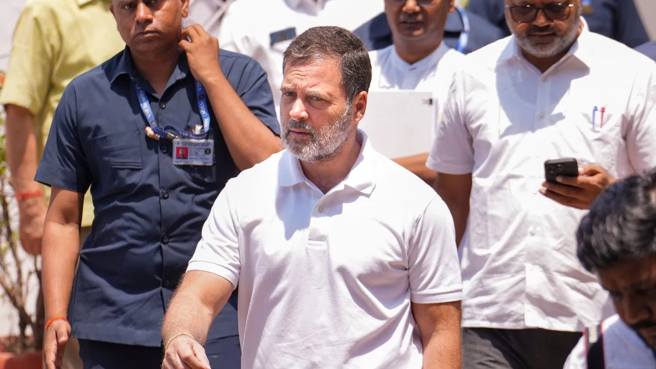 Photo of राहुल गांधी की मुश्किलें बढ़ीं, इस मामले में कोर्ट में केस दर्ज