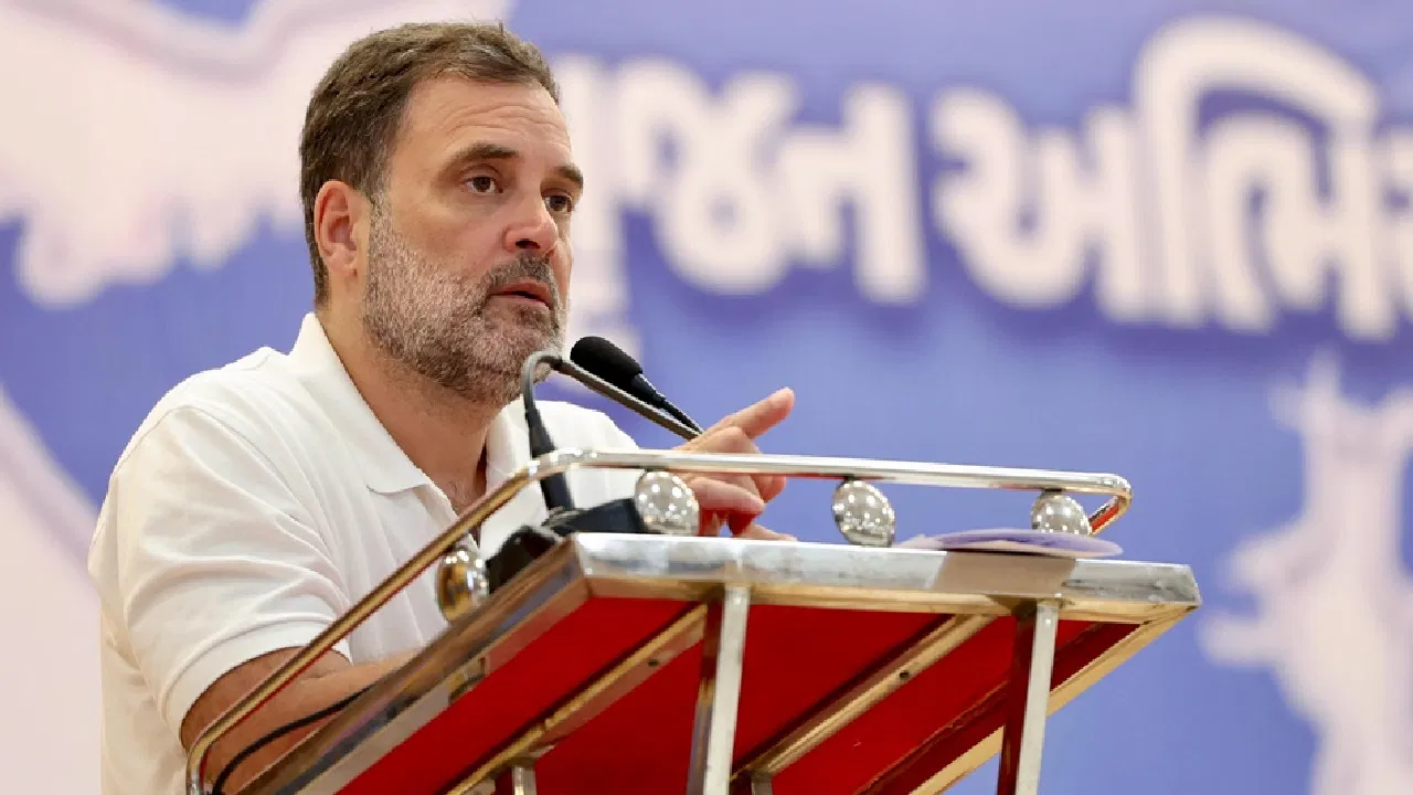 Photo of राहुल गांधी की नागरिकता को चैलेंज करने वाली याचिका खारिज, जानें कोर्ट ने क्या कहा