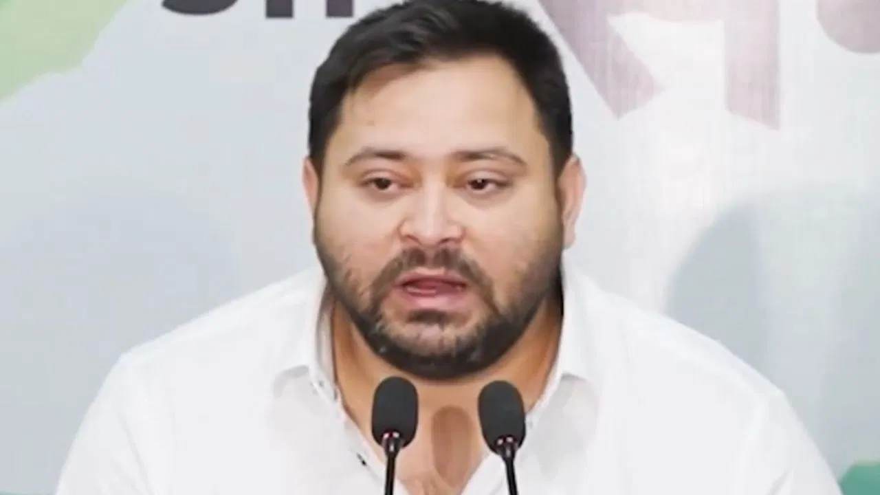 Photo of वोटर लिस्ट पर बिहार में मचा सियासी तूफान, महागठबंधन ने चुनाव आयोग और बीजेपी पर लगाए गंभीर आरोप