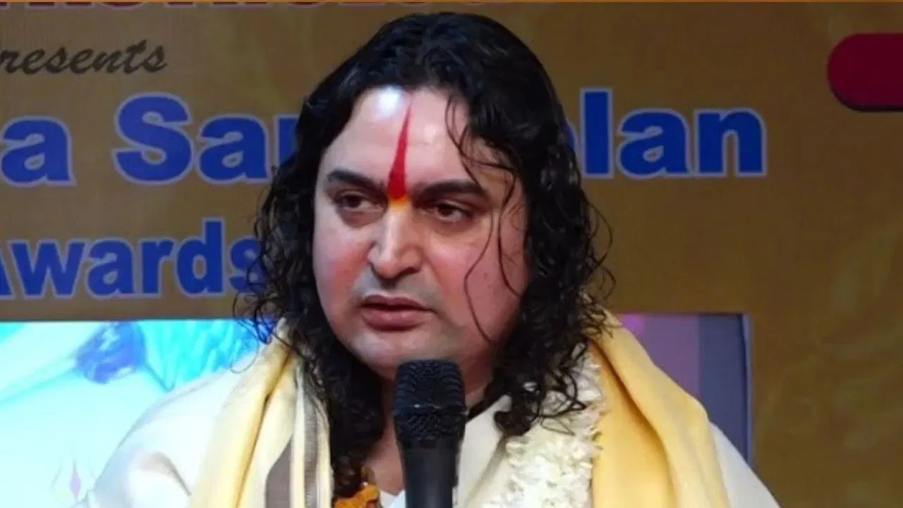 Photo of थानेदार की कुर्सी पर बैठे बीजेपी विधायक बोले – ‘माथा फोड़ देंगे ध्यान रखना’, वीडियो वायरल