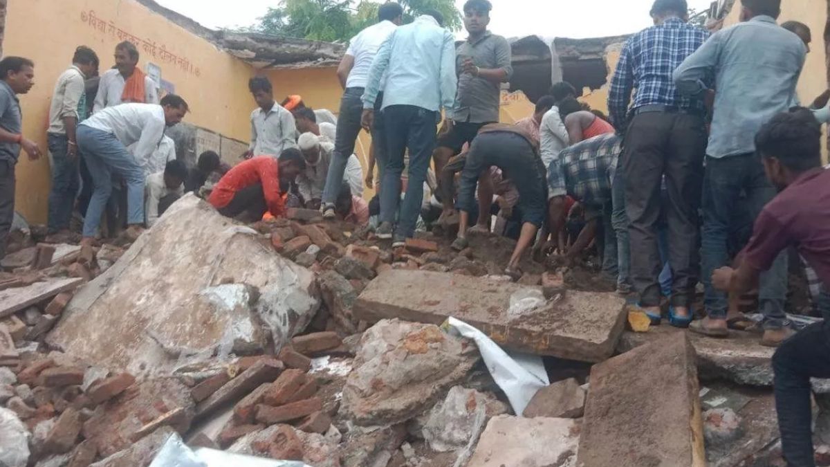 Photo of राजस्थान के झालावाड़ में स्कूल की छत गिरने से बड़ा हादसा, 4 बच्चों की मौत, कई घायल