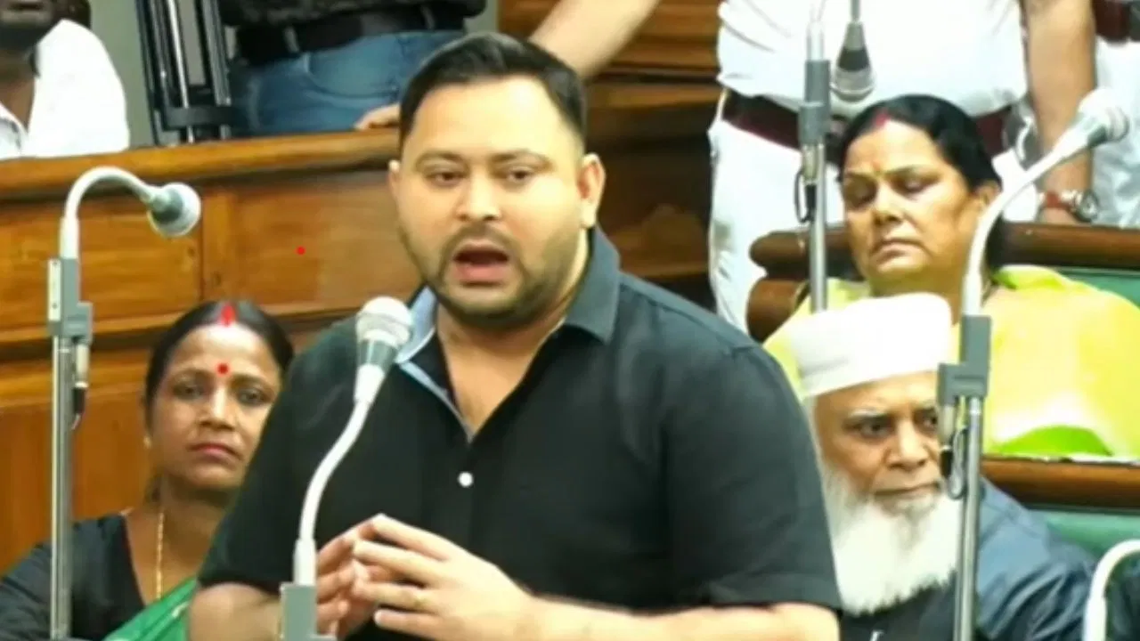 Photo of “क्या नीतीश फर्जी CM हैं? तेजस्वी ने विधानसभा में फोड़ा चुनाव आयोग पर बम!”