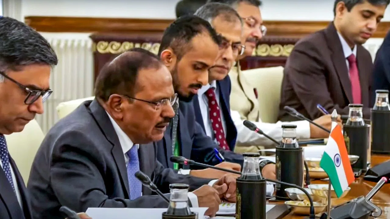 Photo of दिल्ली में भारत-चीन सीमा वार्ता, अजीत डोभाल और वांग यी की अहम मुलाकात