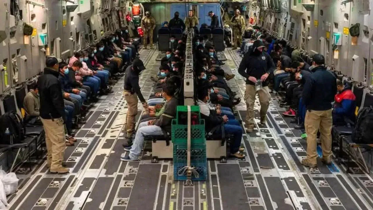 Photo of हर दिन 8 भारतीयों को भेजा जा रहा वापस, वीजा नियमों पर और सख्त हुआ अमेरिका