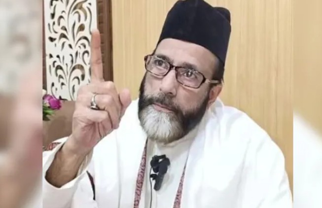 Photo of बरेली में बवाल की कीमत चुकानी पड़ी, मौलाना तौकीर रजा समेत आठ लोग गिरफ्तार