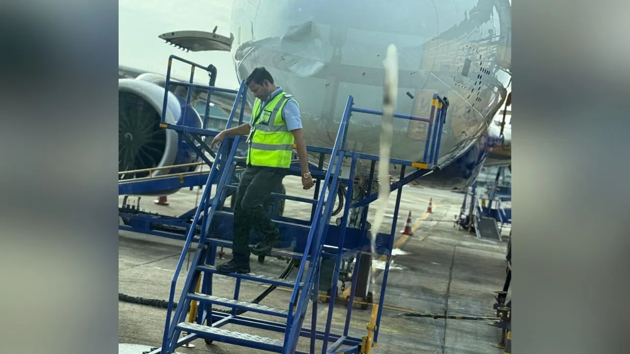 Photo of नागपुर से कोलकाता जा रहे इंडिगो विमान की इमरजेंसी लैंडिंग, टला बड़ा हादसा