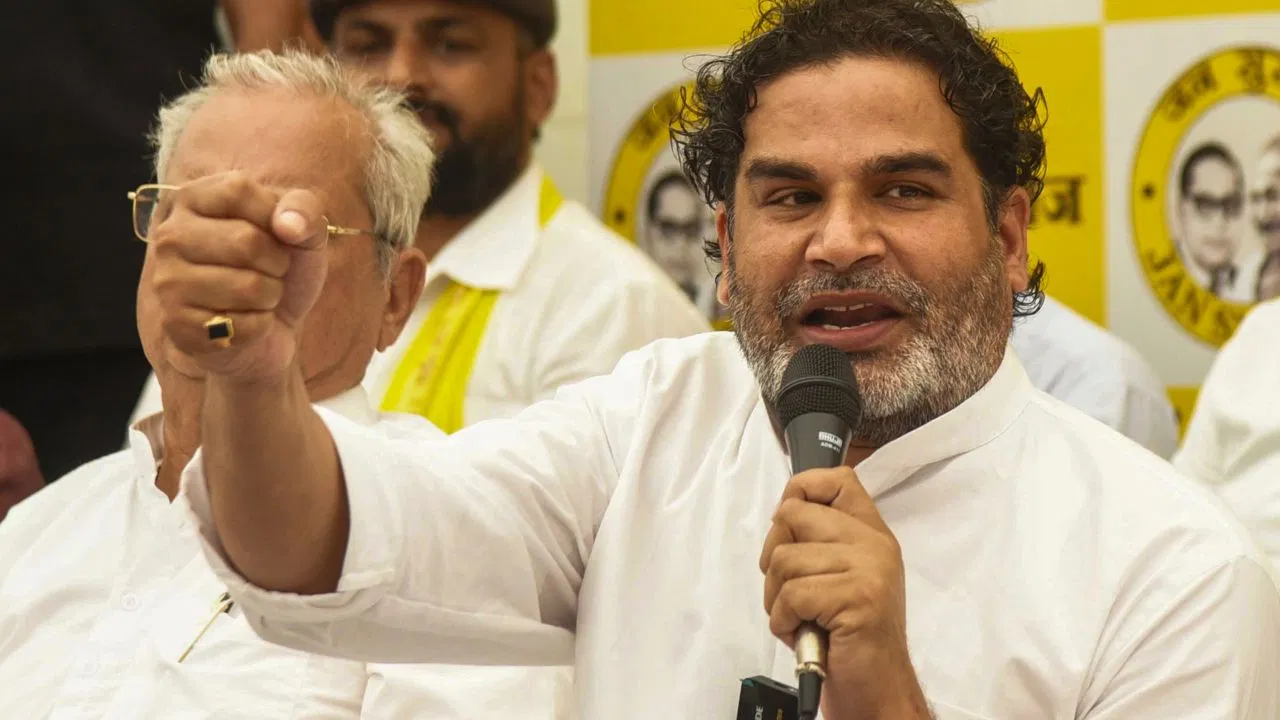 Photo of मंत्री अशोक चौधरी ने प्रशांत किशोर को भेजा 100 करोड़ का मानहानि नोटिस