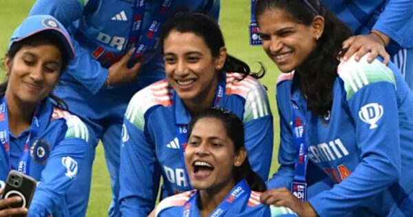 Photo of महिला World CUP को लेकर भी BCCI का फरमान-PAK खिलाड़ियों से हाथ न मिलाए TEAM INDIA